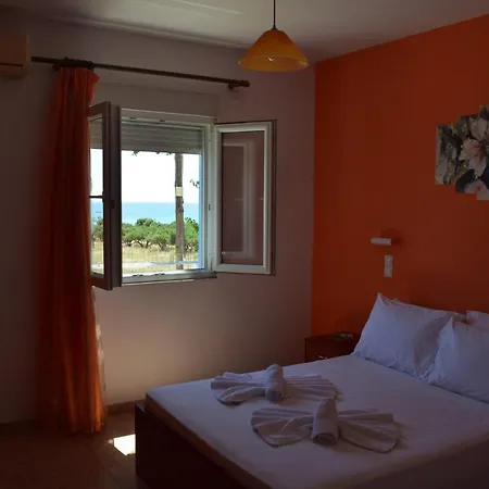 Paris Xerokampos (Crete)