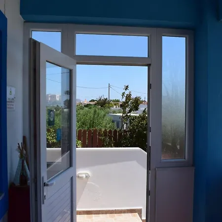 Paris * Xerokampos (Crete)